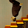 Eduardo Arroyo, «Vestido bajando una escalera», óleo sobre tela, 1976.